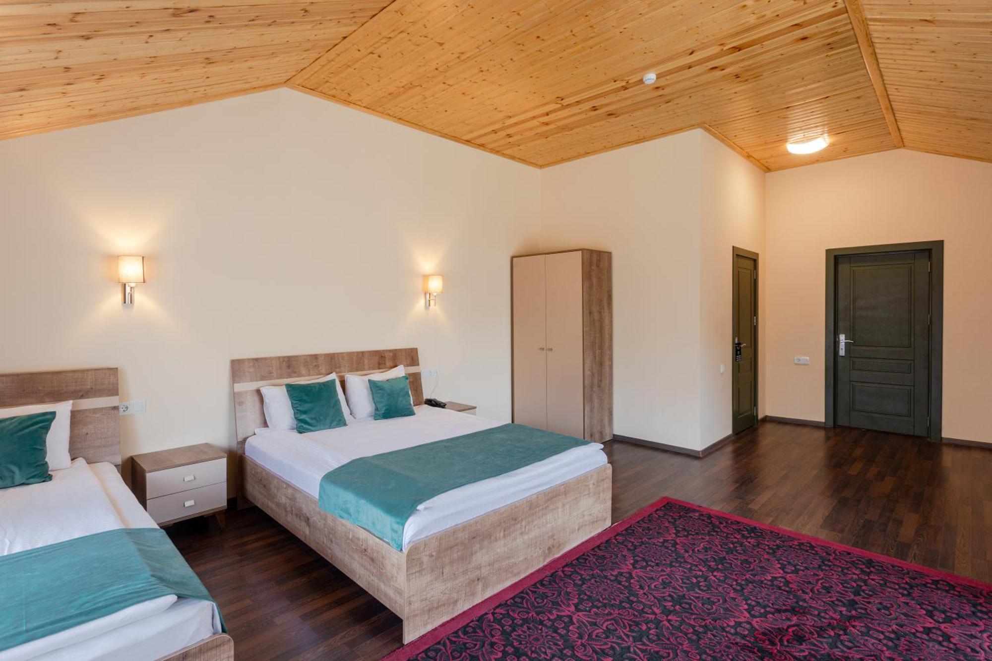 Maajid Quba Hotel&Restaurant Sanatorium Bagian luar foto