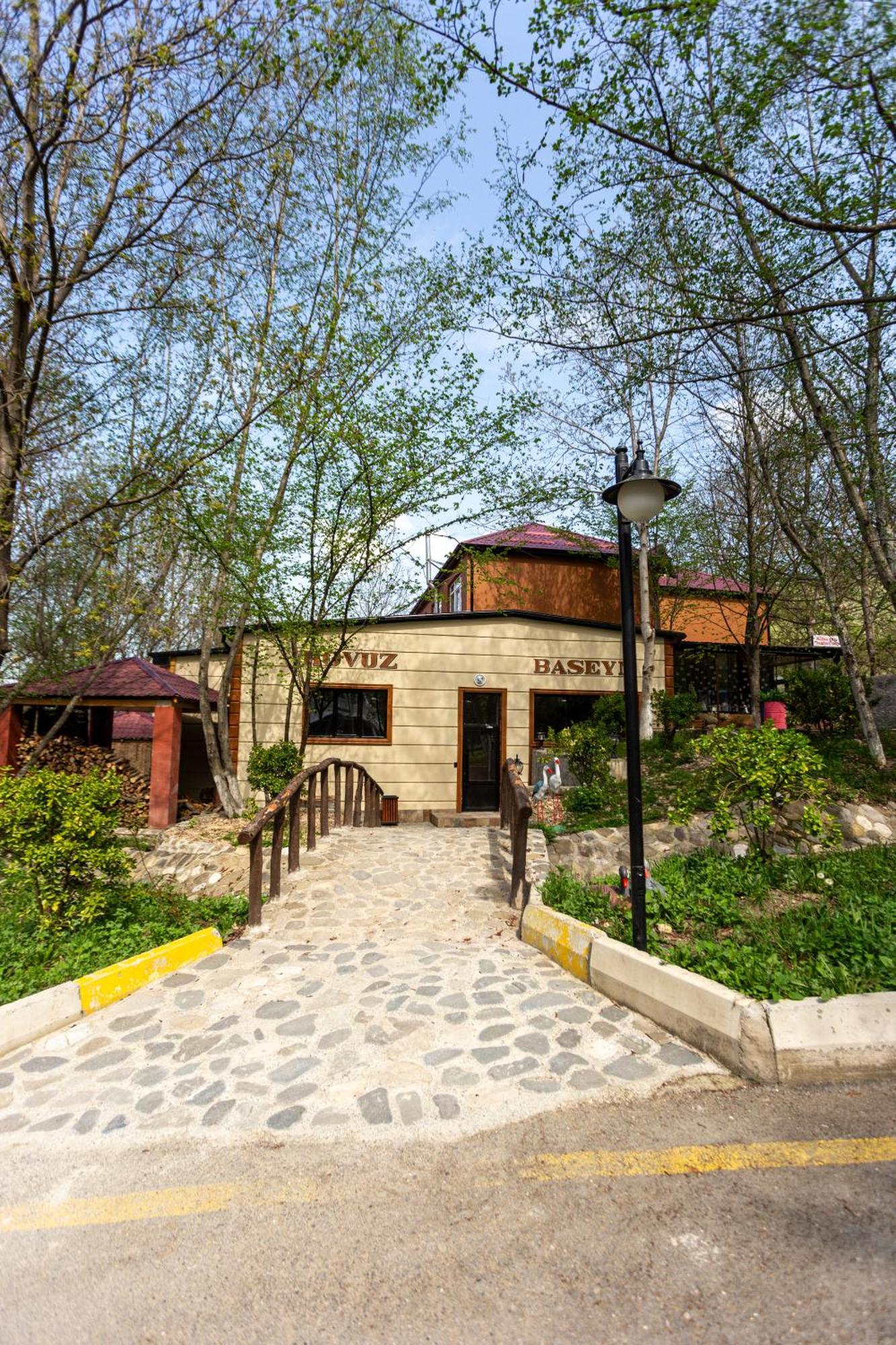 Maajid Quba Hotel&Restaurant Sanatorium Bagian luar foto