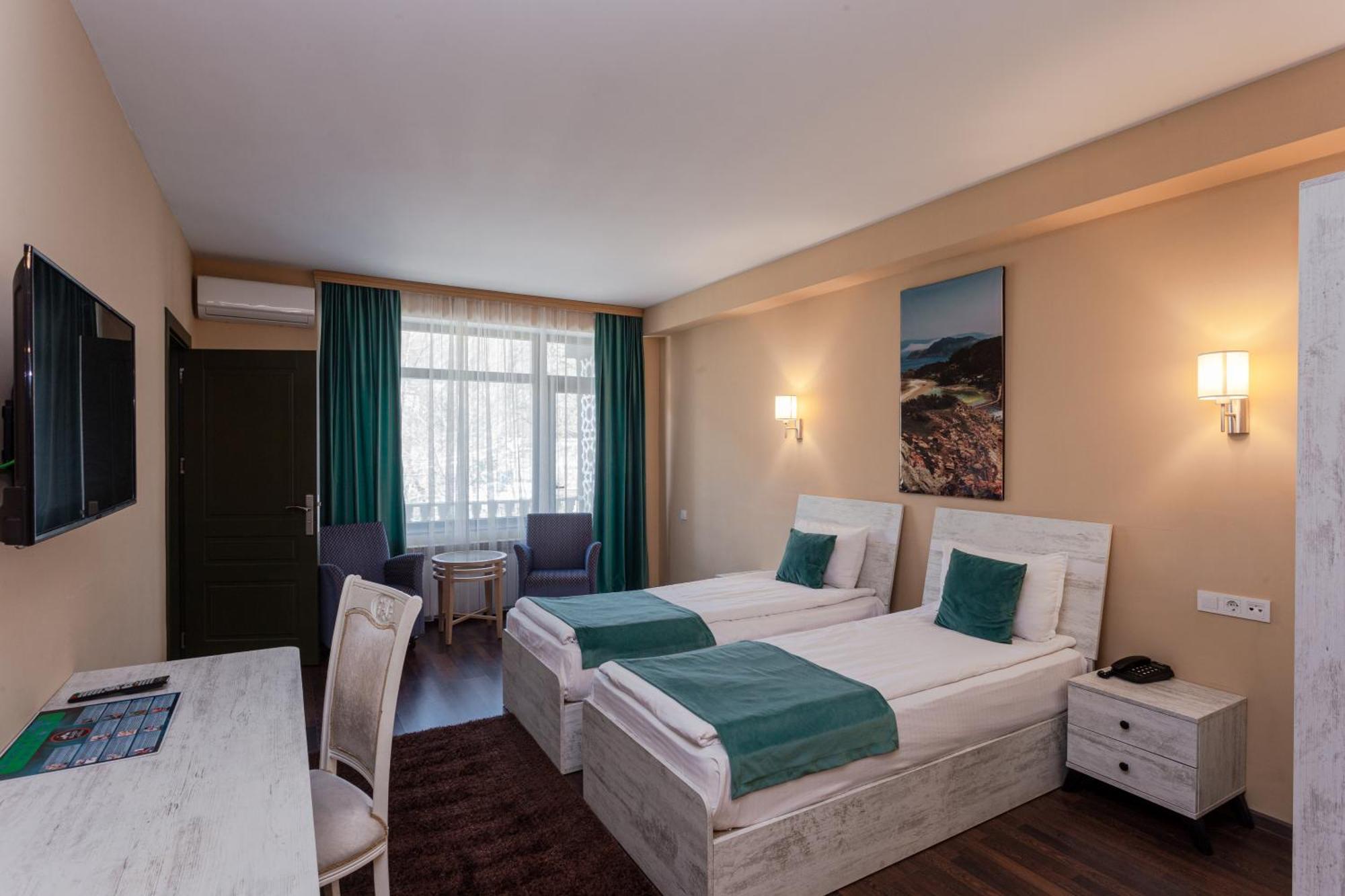 Maajid Quba Hotel&Restaurant Sanatorium Bagian luar foto