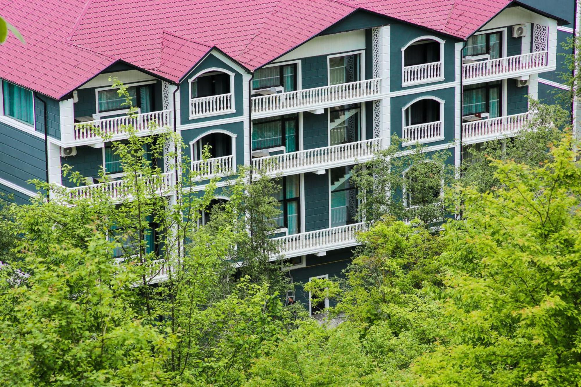 Maajid Quba Hotel&Restaurant Sanatorium Bagian luar foto